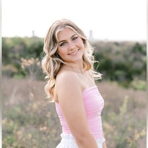 Meet your Posher, Mia